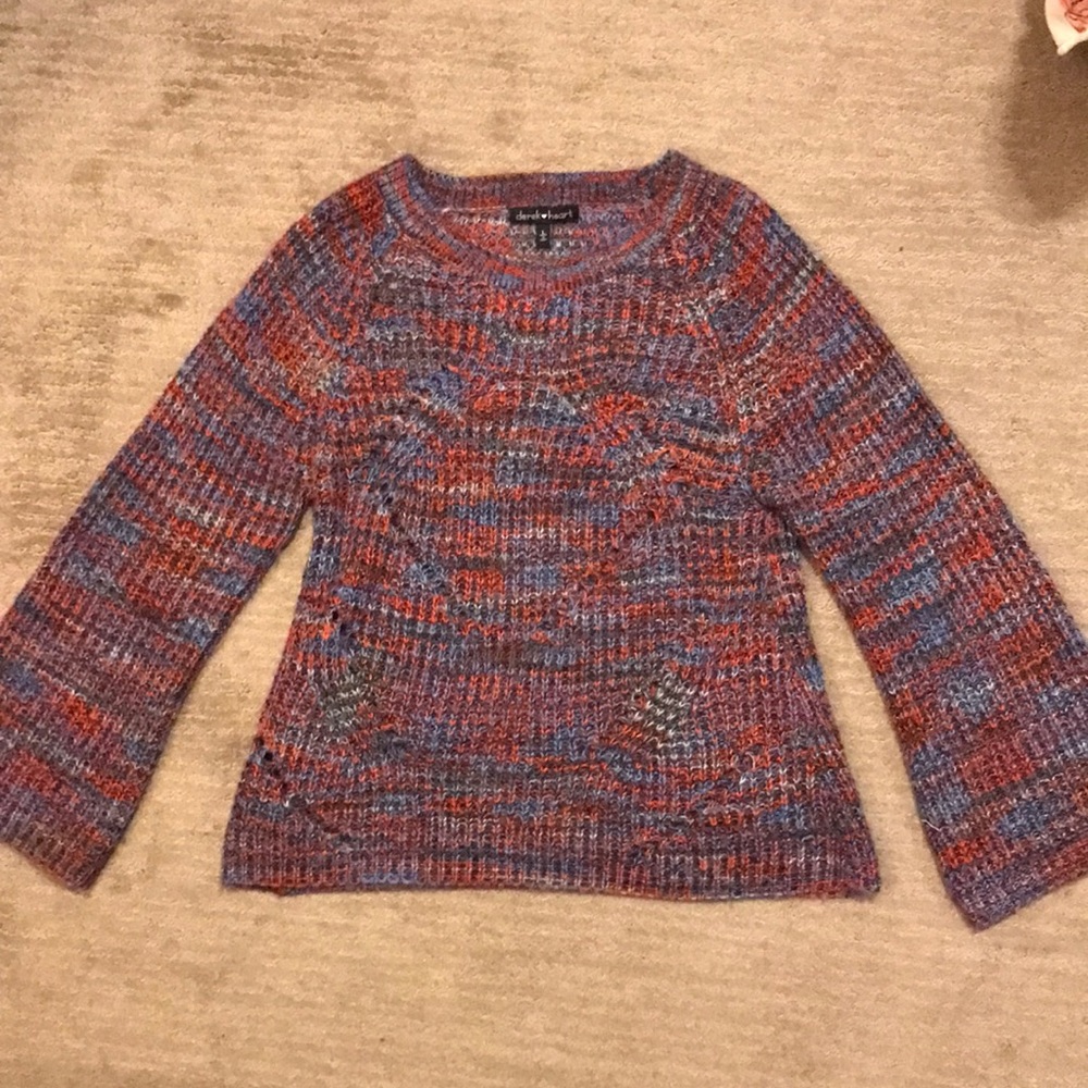Derek Heart Women’s Bell Sleeves Sweater - Size Large